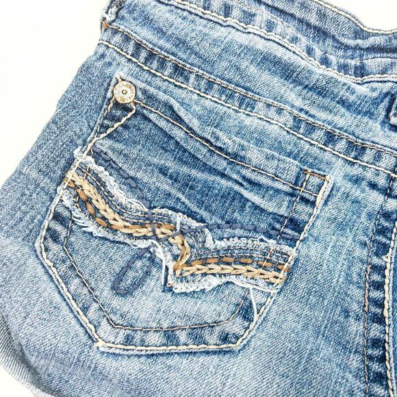 Two Pieces - Black Cropped Cami Sz M/S & Truce Daisy Dukes Jean Shorts Sz 3 - Picture 14 of 16